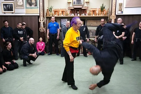 Dr. Masaaki Hatsumi transmitiendo el legado ancestral del Ninjutsu en Hombu Dojo Japon 